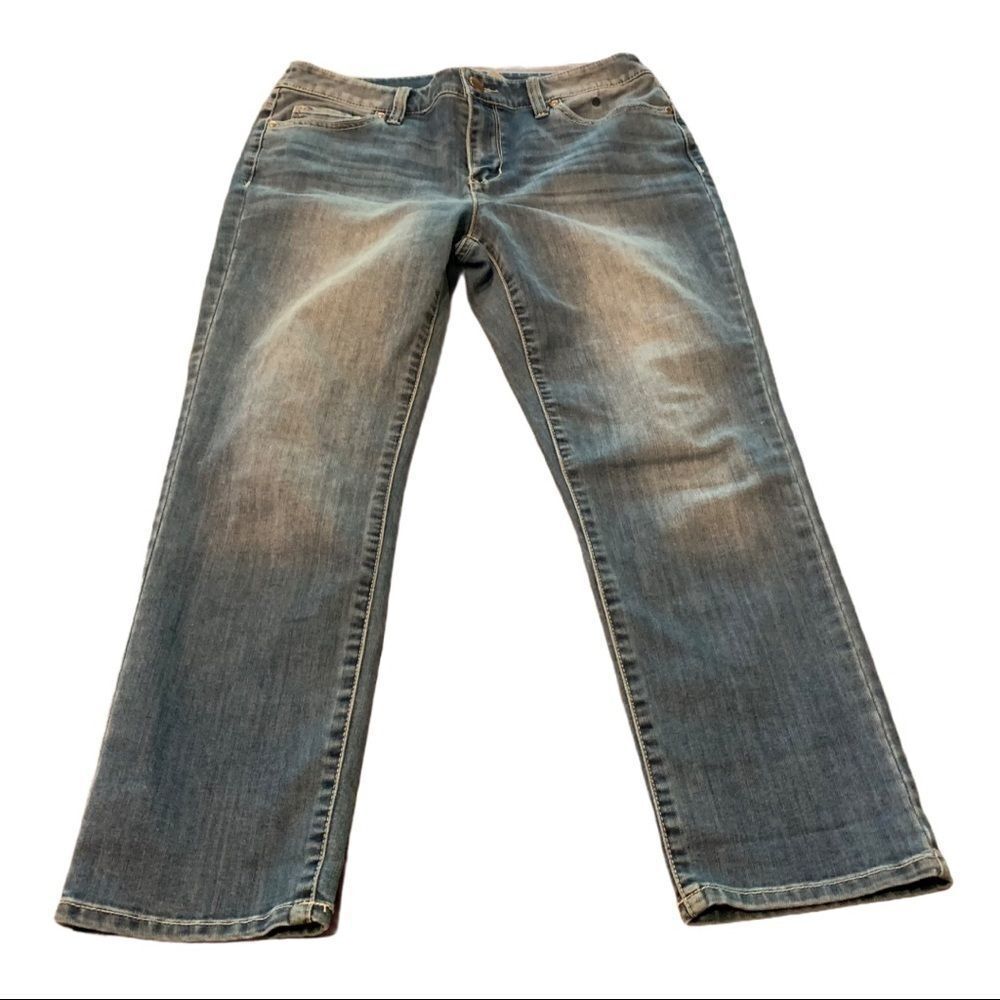 Chico’s Platinum Cropped Jeans Chico’s Size 00